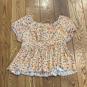 Floral cap sleeve shirt